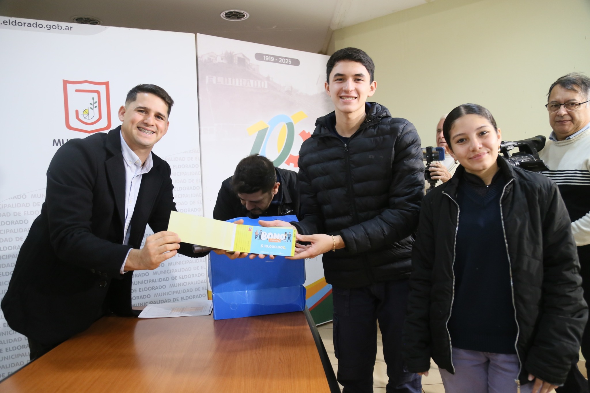 Lanzaron el Bono Estudiantil 4 en Eldorado 3